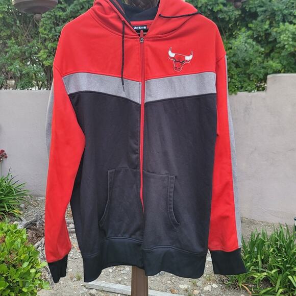 NBA UNK Chicago Bulls Full-Zip Hoodie - Picture 2 of 6